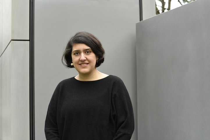 Prof. Elnaz Seyedi.
