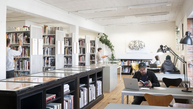 Teilbibliothek Kunst und Design