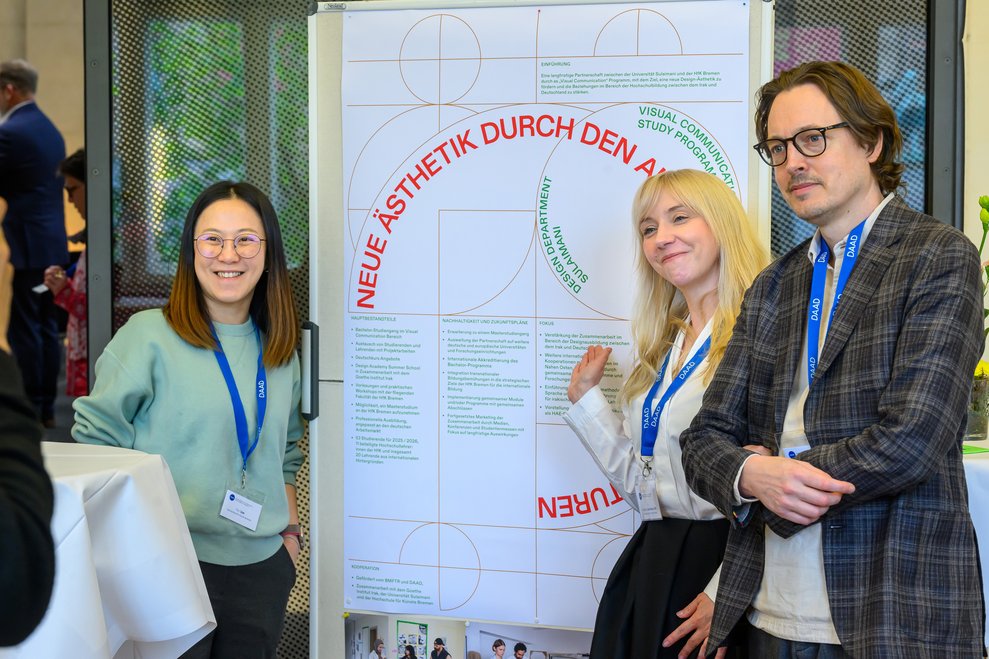 Te I Um, Dr. phil. Kathrin Gollwitzer-Oh und Prof. Samuel Nyholm auf der TNBN Tagung in Berlin