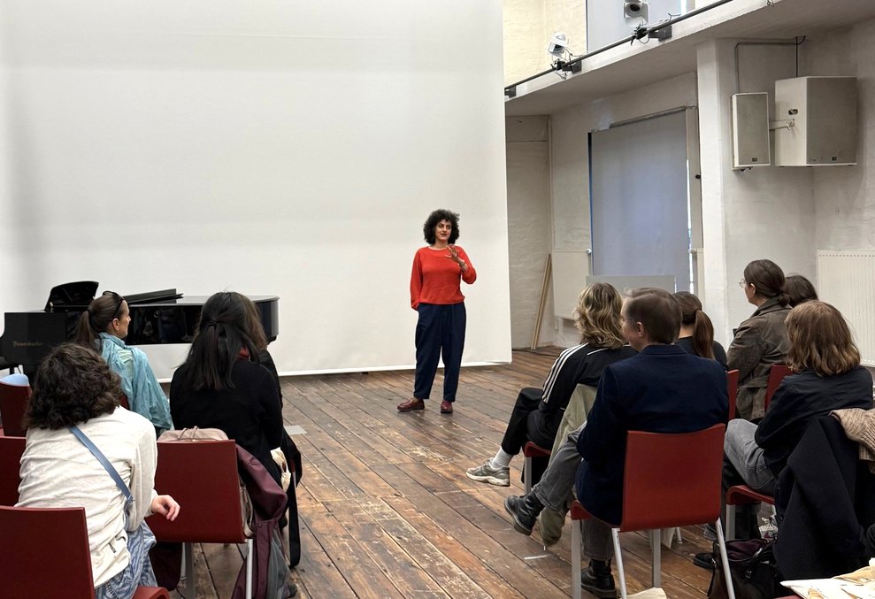 Prof. Setareh Shahbazi auf der Semesterbegrüßung zum Sommersemester 2026