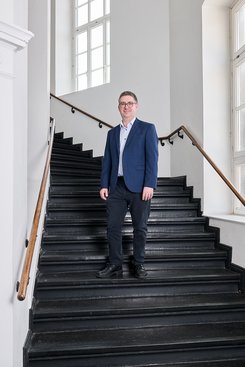 Prof. Dr. Matthew Gardner
